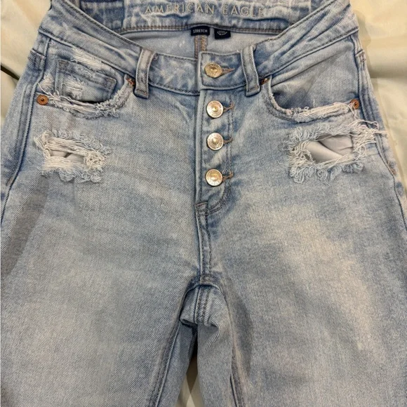 American Eagle High Rise “Mom Jeans” 000 XXS Straight Leg Light Wash - Picture 2 of 5